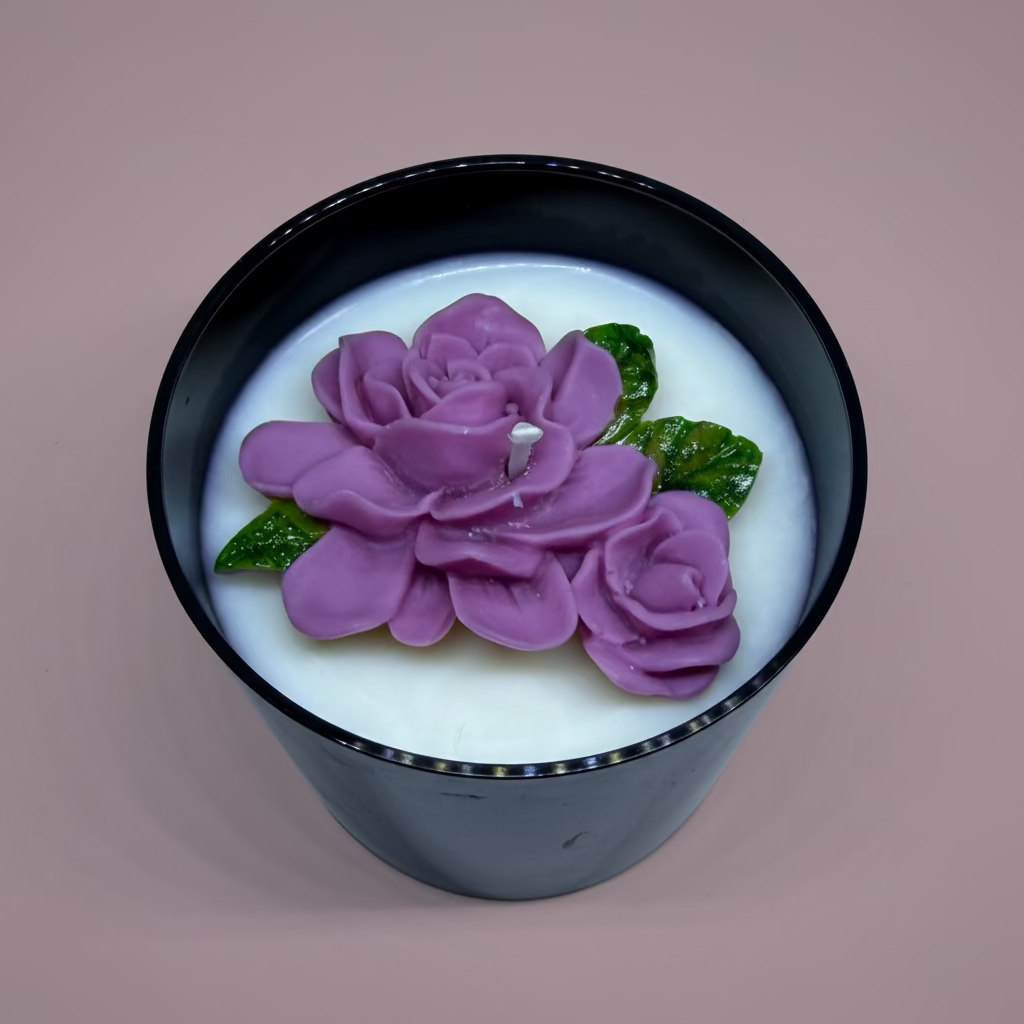 Kerze Rosenblüte - Handgefertigte Rosenkerze aus Sojawachs I Manufaktur Wohlleben