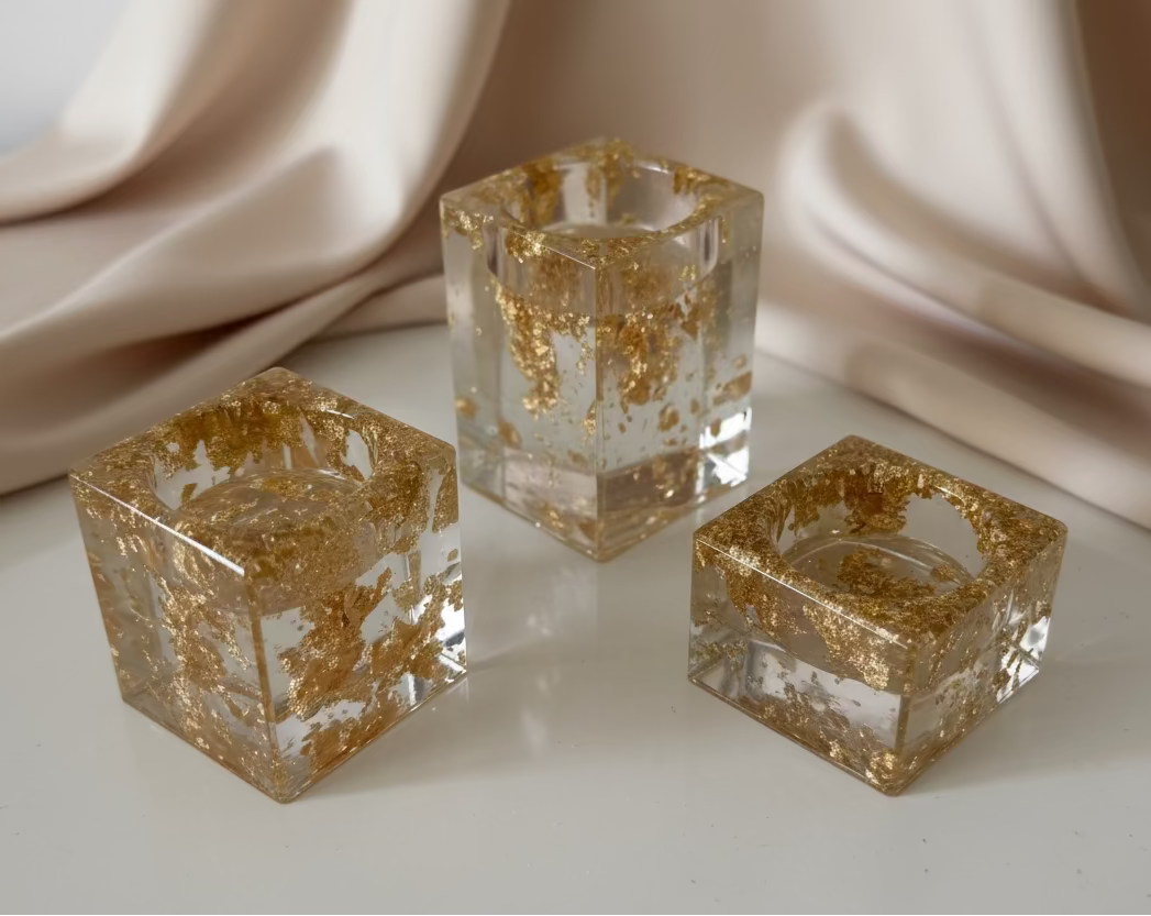 3er-Set Teelichthalter eckig in Goldglitter-Optik – Manufaktur Wohlleben